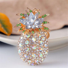Load image into Gallery viewer, Fashion Female Crystal Pineapple Car Keychain for Women Rhinestone Fruit Keyring Gold Color Chains Circle Key Chain Jewelry
